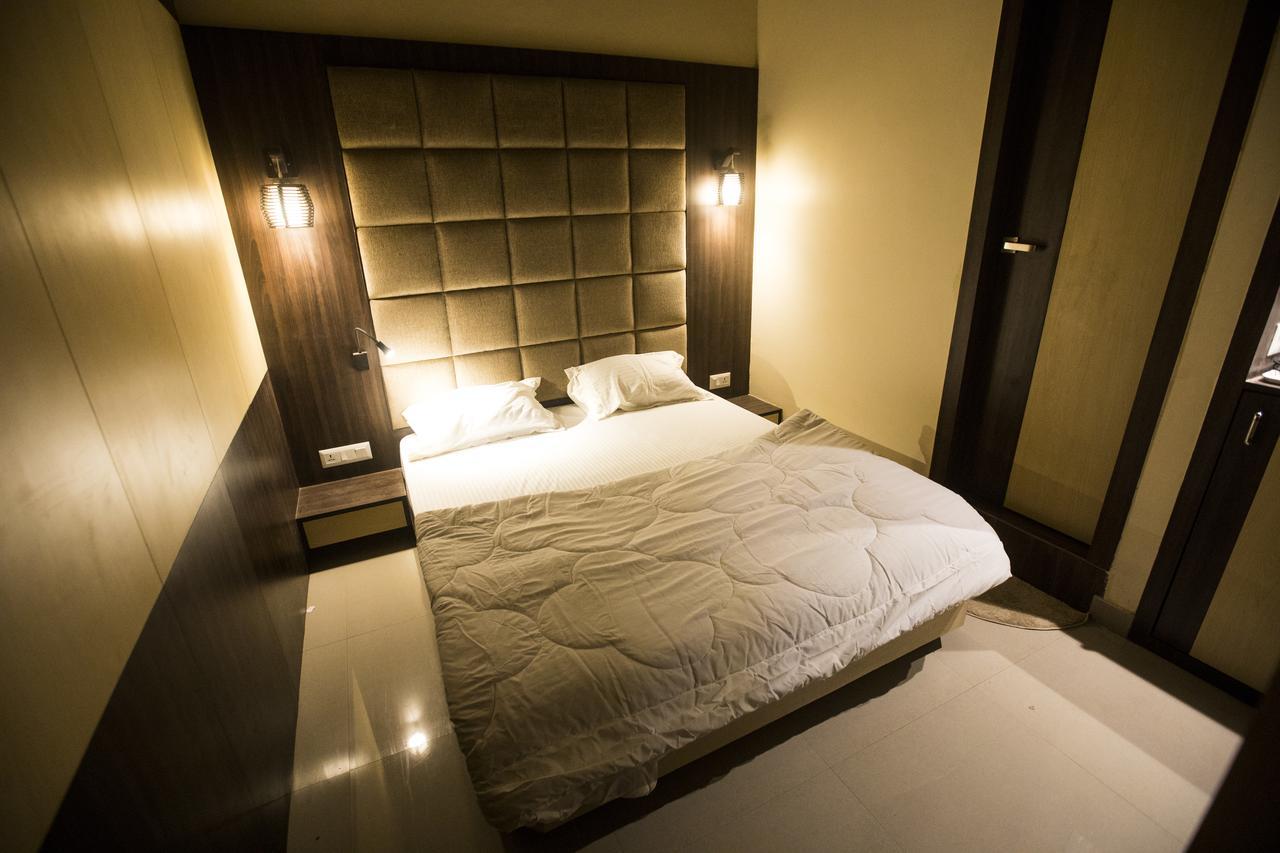 Hostel Backpackers Park Kalkuta Zewnętrze zdjęcie