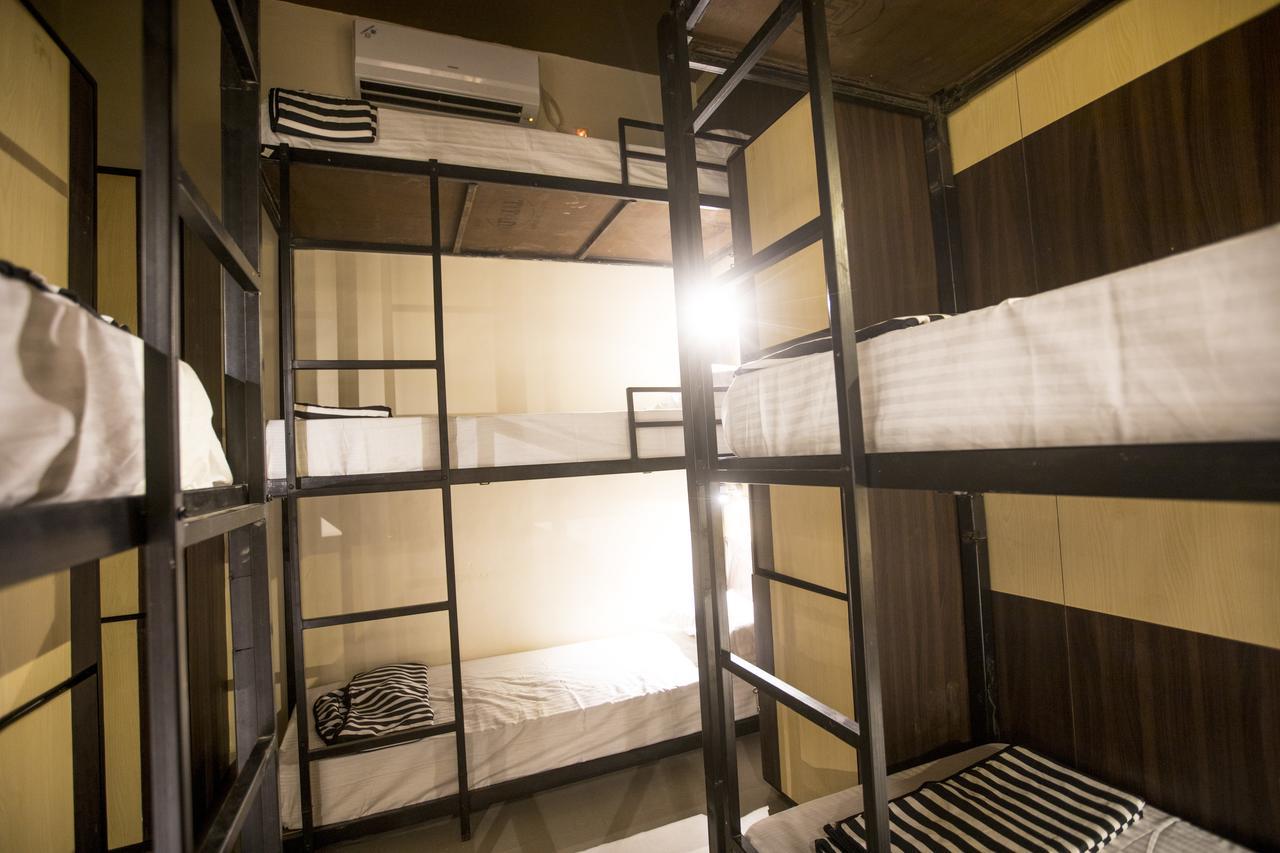 Hostel Backpackers Park Kalkuta Zewnętrze zdjęcie