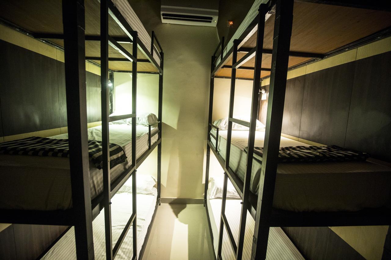 Hostel Backpackers Park Kalkuta Zewnętrze zdjęcie